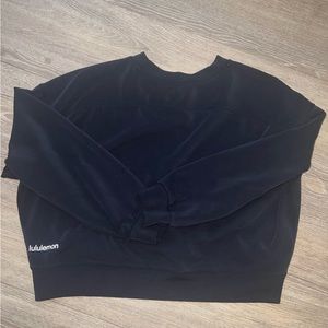 Lululemon Perfectly Oversized Cropped Crew 
Softstreme